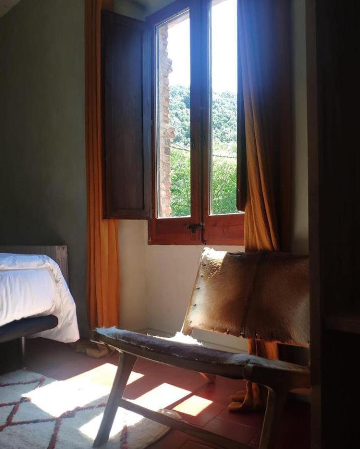 Hostal De Bianya 拉瓦利德维亚尼亚 外观 照片