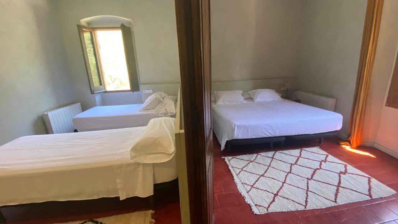 Hostal De Bianya 拉瓦利德维亚尼亚 外观 照片